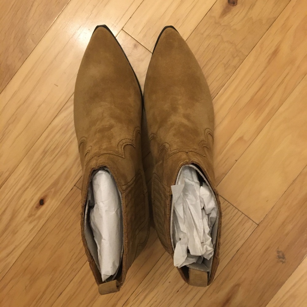 Marc Fisher Yohani Western Boots - Picture 4 of 4